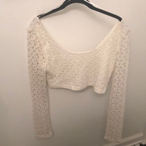 Long sleeved crop top